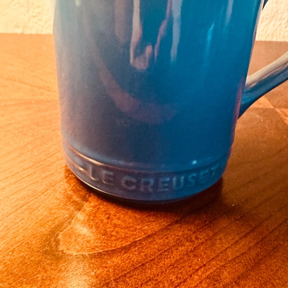 Le Creuset Marseille Blue Mugs Set - Picture 5 of 6